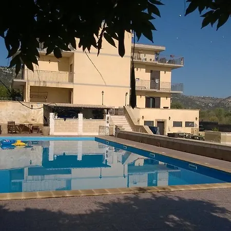 Rangiroa Holidayhouse Dom wakacyjny Priolo Gargallo